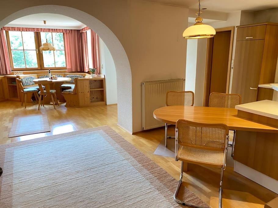 Zentrale Wohnung Gmunden Alte Baeckerei Exterior photo